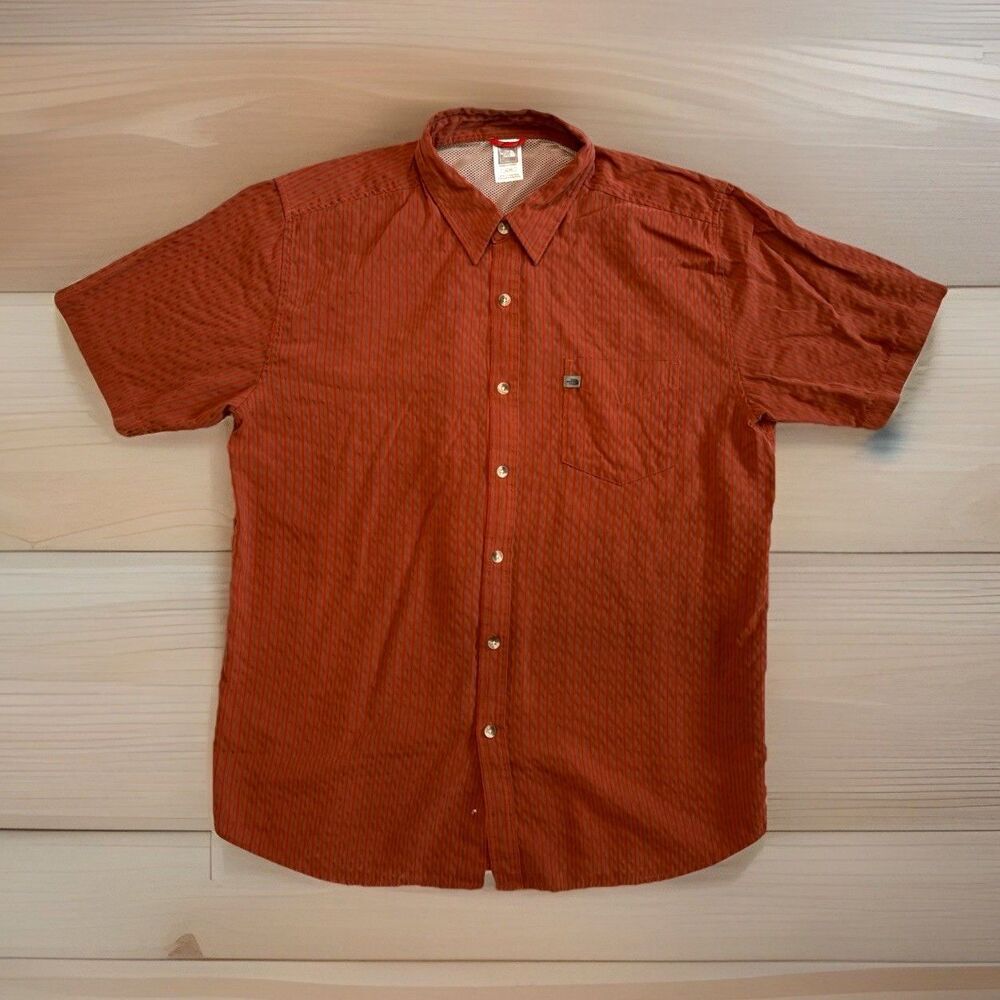 The North Face Mens Button Down Short Sleeve Shirt XL Red Pinstripe Modal